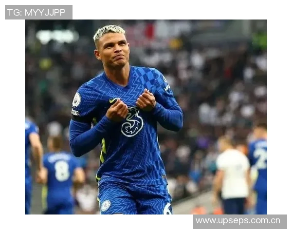 赫拉克勒斯过年狂胜8-2但前10轮防线漏洞百出丢30球