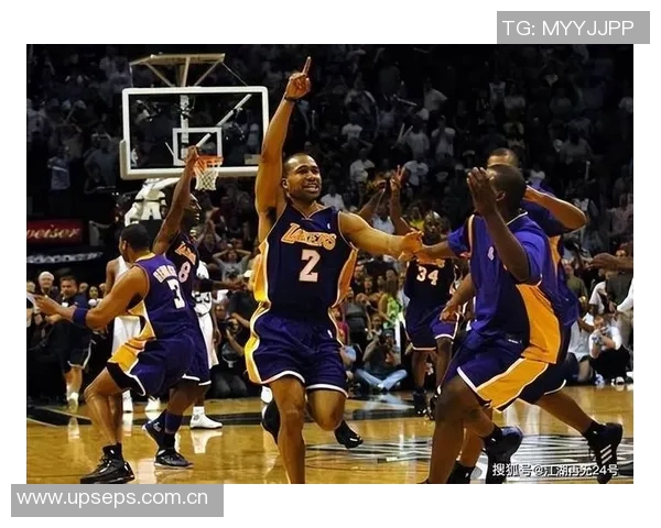 湖人队五年前今日庆祝夺得队史第17冠的辉煌时刻回顾