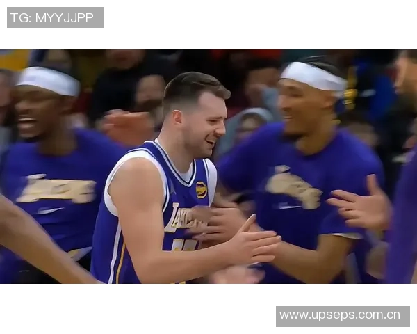 斯玛特分享与詹姆斯东契奇的趣事称其表现夸张令人捧腹大笑