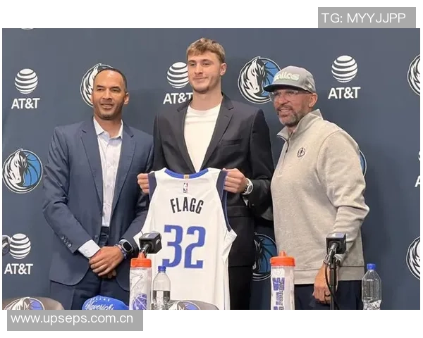 双状元联手发力基德赞弗拉格上半场出色浓眉下半场强势崛起