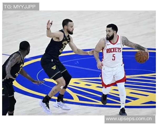 勇士因伤病影响本赛季前20场比赛已尝试8种首发阵容