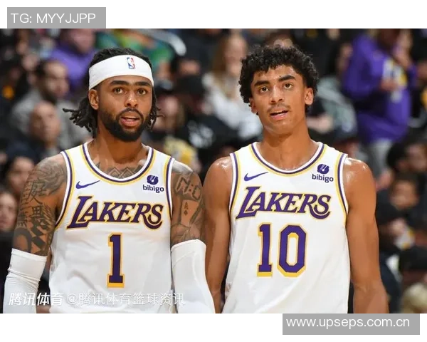 独行侠官推分享明星球员登机合影浓眉克莱弗拉格拉塞尔齐聚一堂